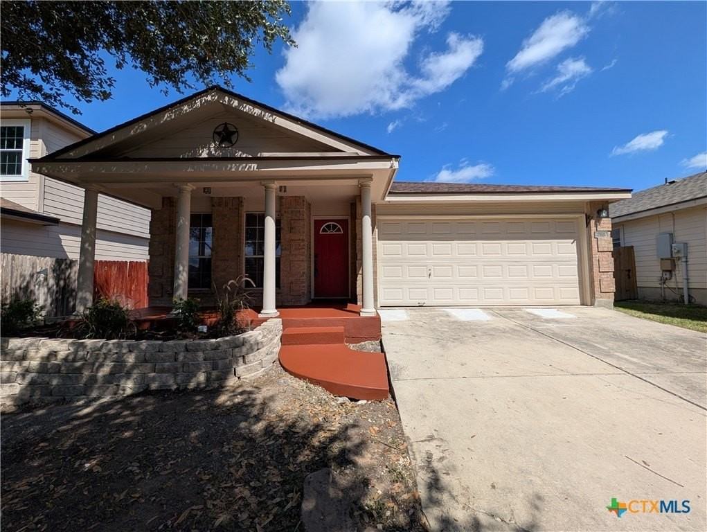268 Goliad Dr - Photo 2 of 41