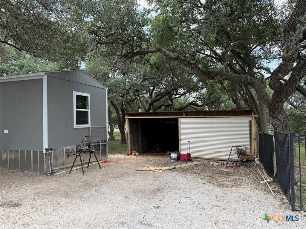 307 Quail Run St - Photo 6 of 19