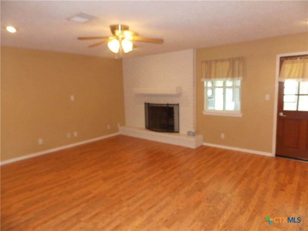 1309 Azalea Ln - Photo 7 of 27