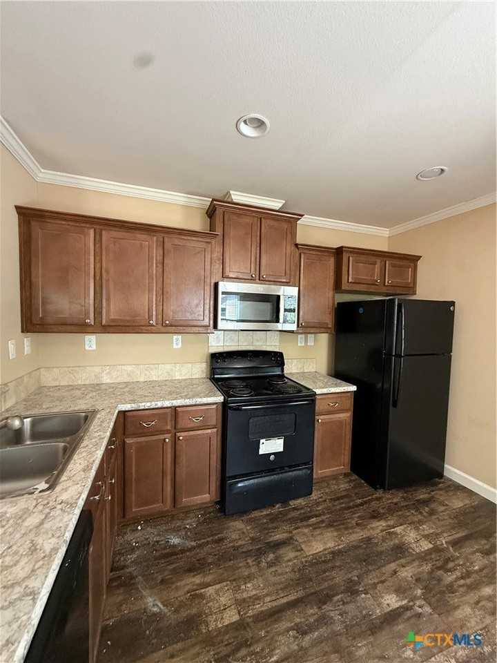 320 Mill St #101 - Photo 2 of 14