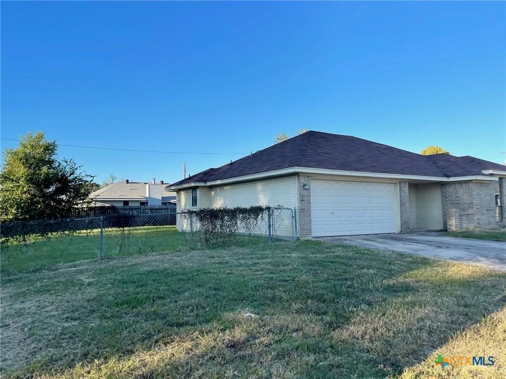 2301 Timberline Dr - Photo 2 of 28