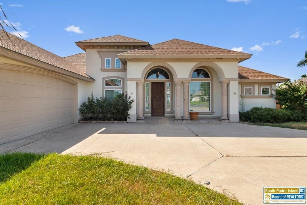 66 Laguna Madre Dr - Photo 3 of 30