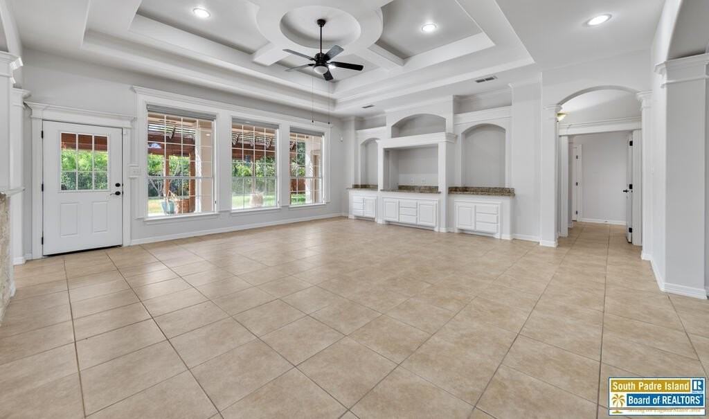 66 Laguna Madre Dr - Photo 6 of 30