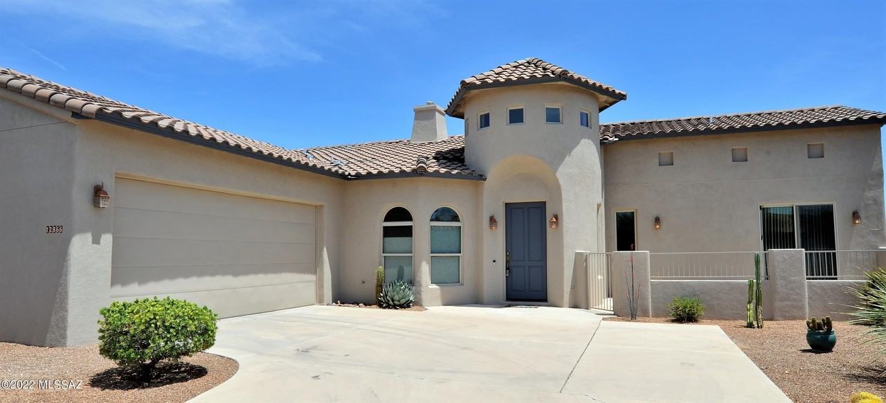 12866 N High Hawk Dr - Photo 2 of 50