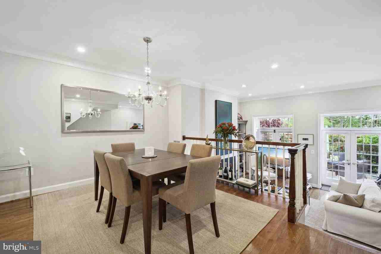 4373 Westover Pl Nw - Photo 5 of 30