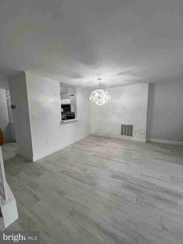 73 Hawthorne Ct Ne #73 - Photo 5 of 14