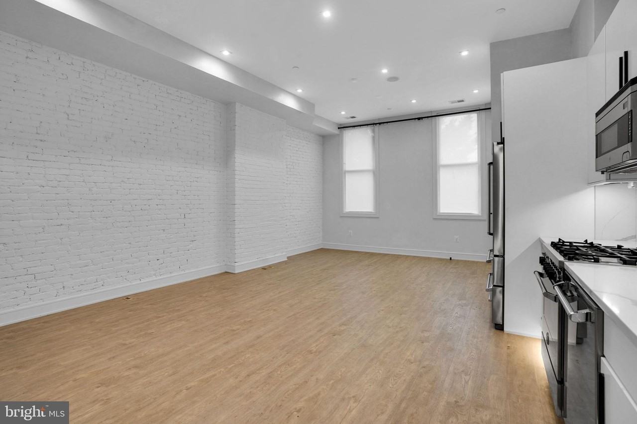 725 Euclid St Nw #2 - Photo 3 of 25