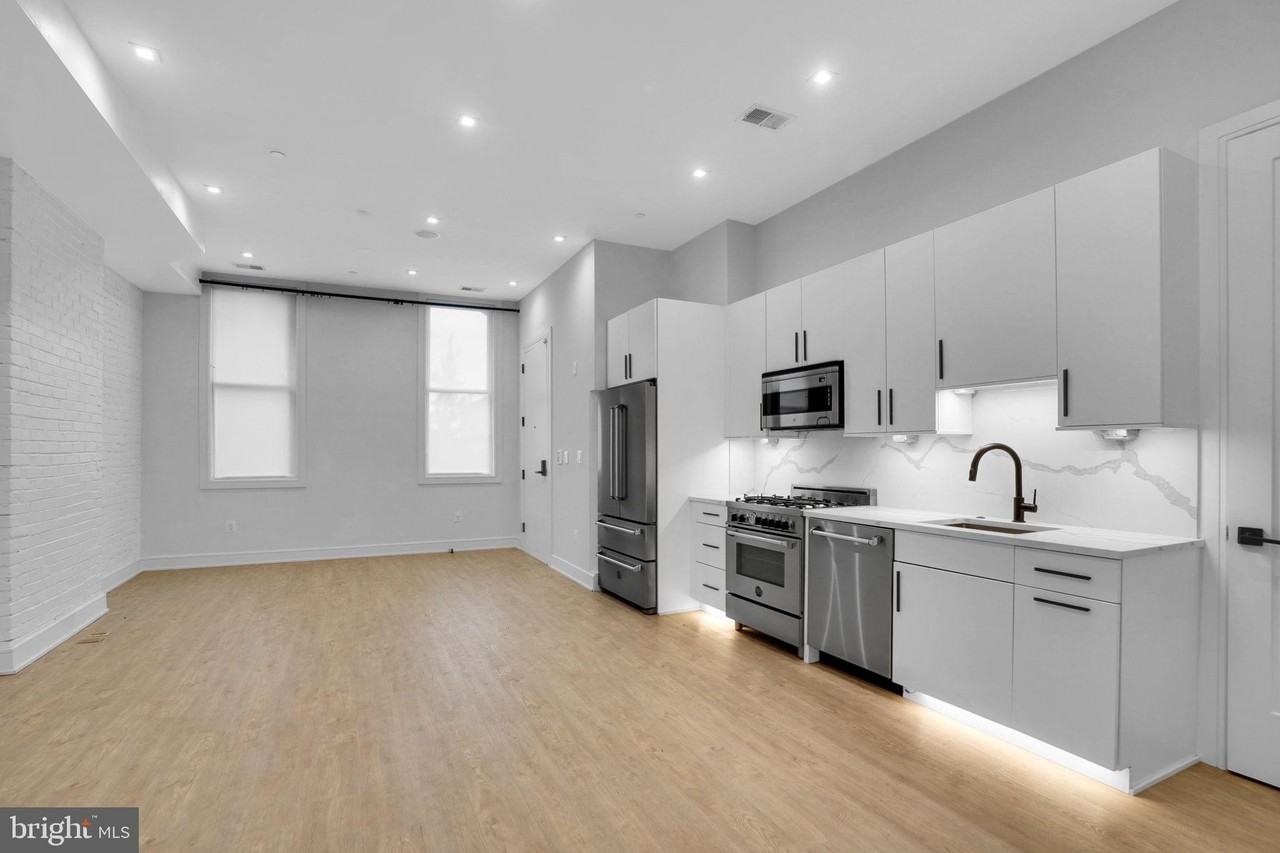 725 Euclid St Nw #2 - Photo 5 of 25