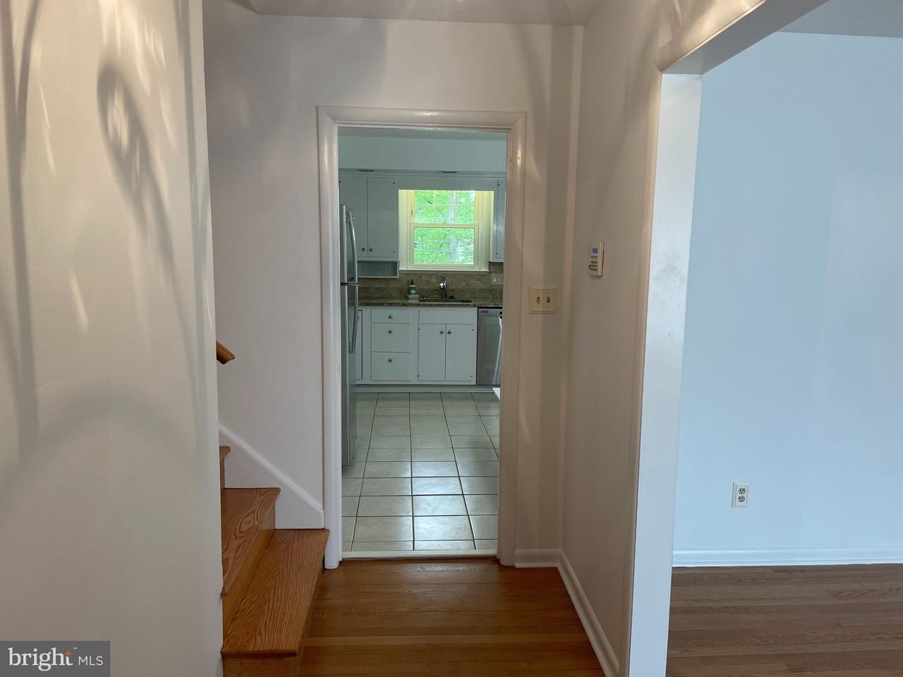 202 Alders Dr - Photo 7 of 19