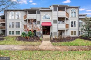 featured image of 2002 Quay Village Ct #T1