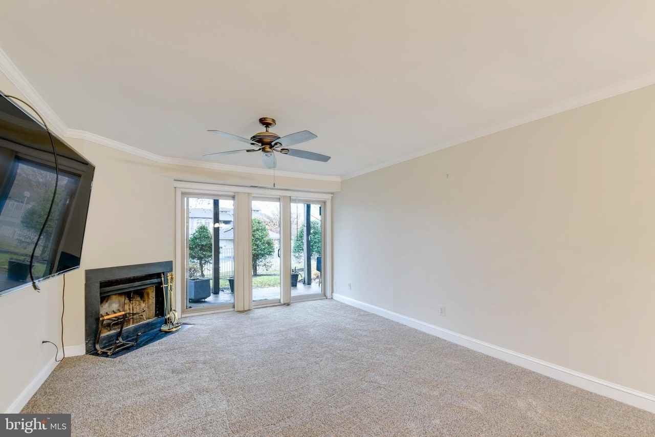 2002 Quay Village Ct #T1 - Photo 4 of 23
