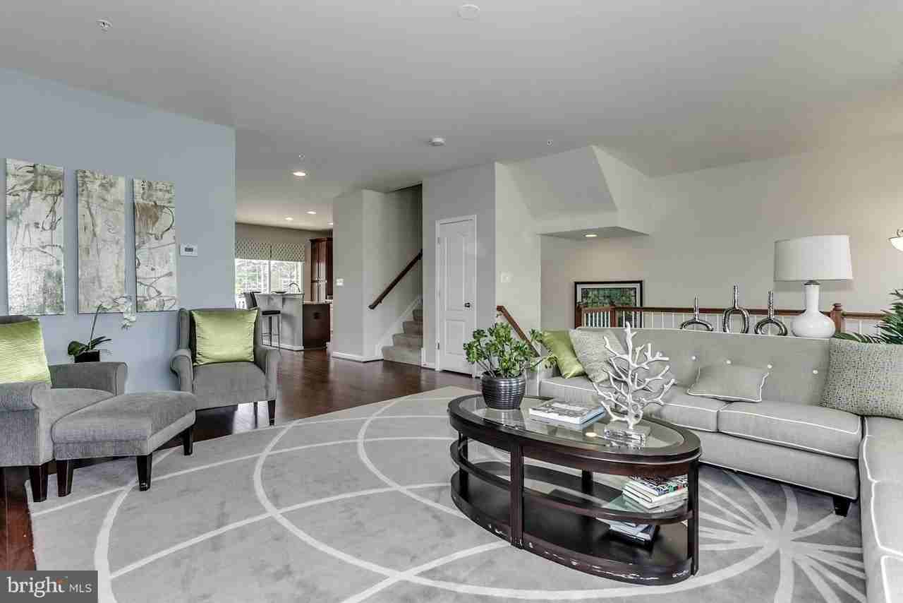 8603 Crooked Tree Ln - Photo 4 of 30