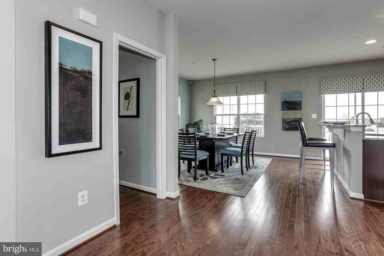 8603 Crooked Tree Ln - Photo 7 of 30