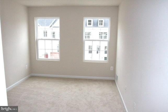 7568 Stonehouse Run Dr - Photo 7 of 23