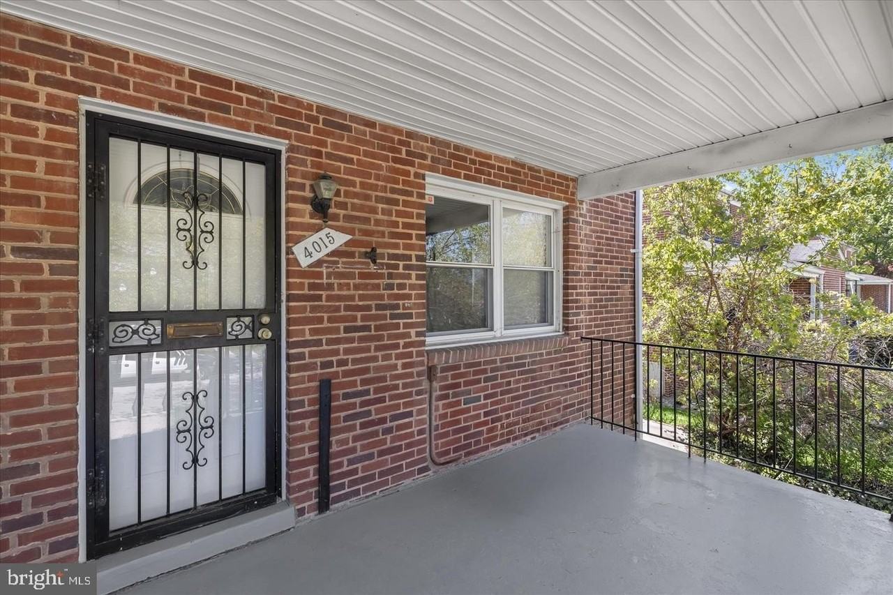 4015 Duvall Ave