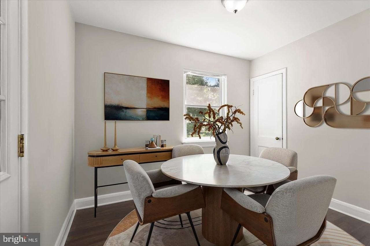 4015 Duvall Ave - Photo 3 of 24