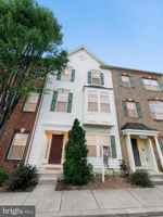 featured image of 4066 Finsbury Ln