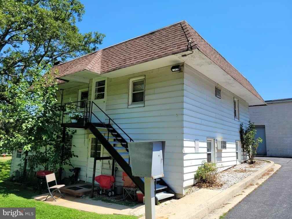 816 S Main St #2 - Photo 2 of 11