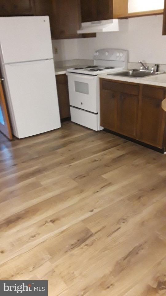 816 S Main St #2 - Photo 6 of 11