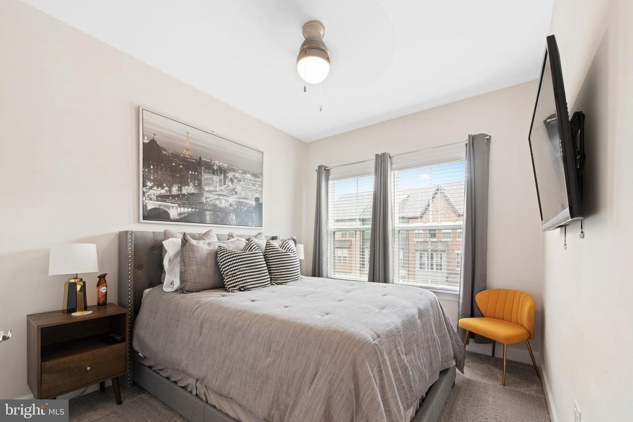 106 Albany Pl - Photo 7 of 13