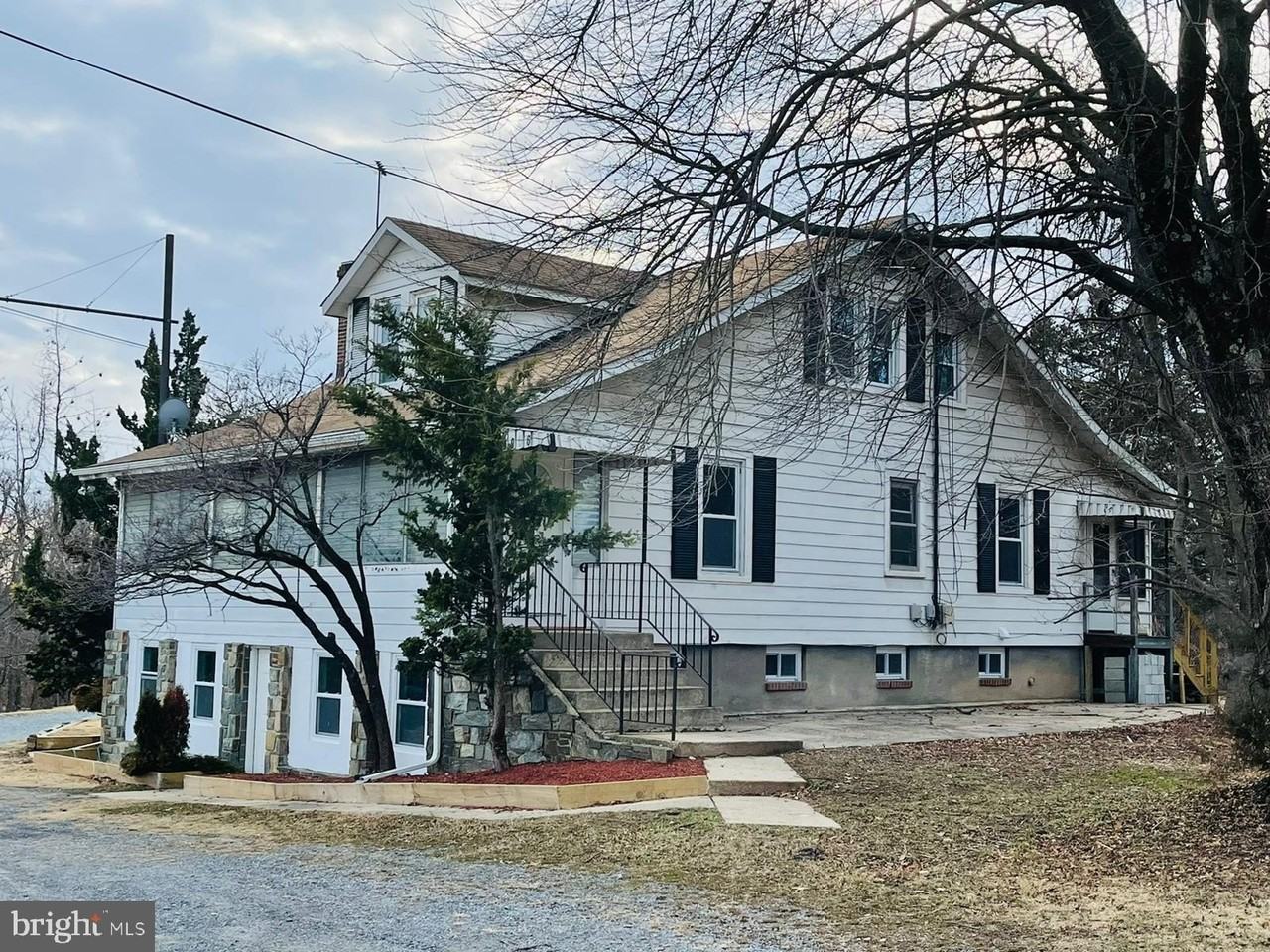 9066 Baltimore Ave - Photo 2 of 48