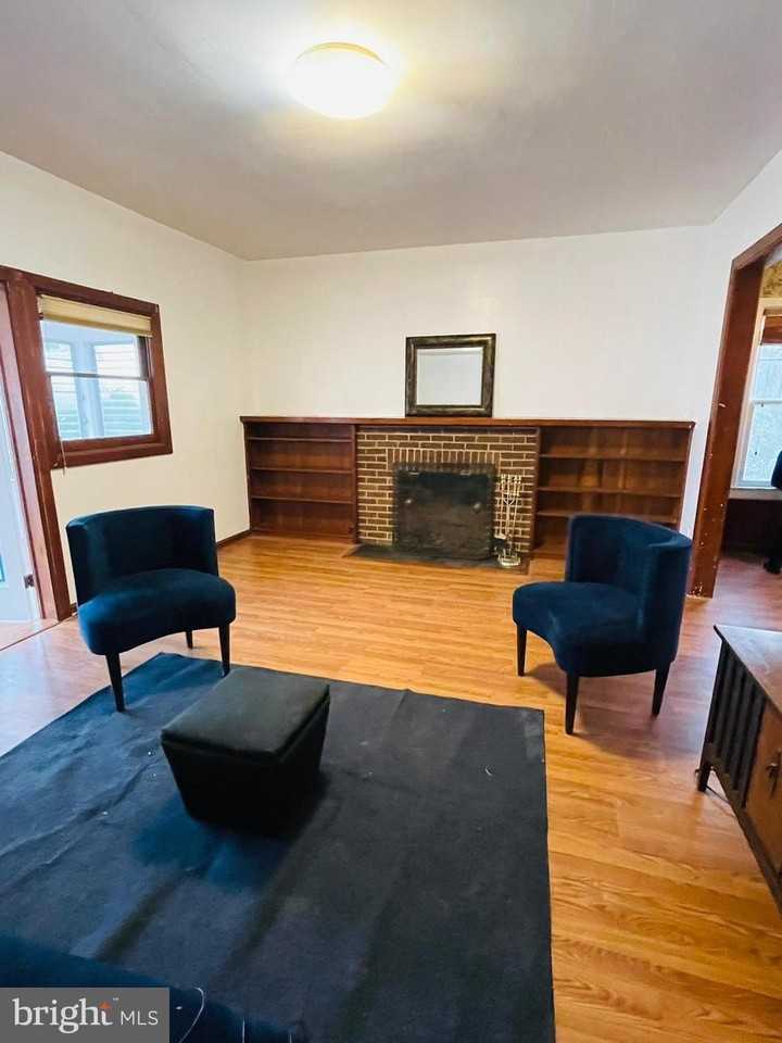 9066 Baltimore Ave - Photo 3 of 48