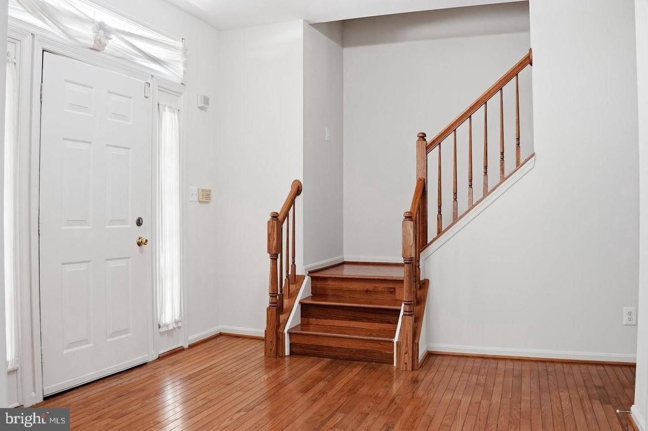 5704 Allwood Ct - Photo 4 of 38