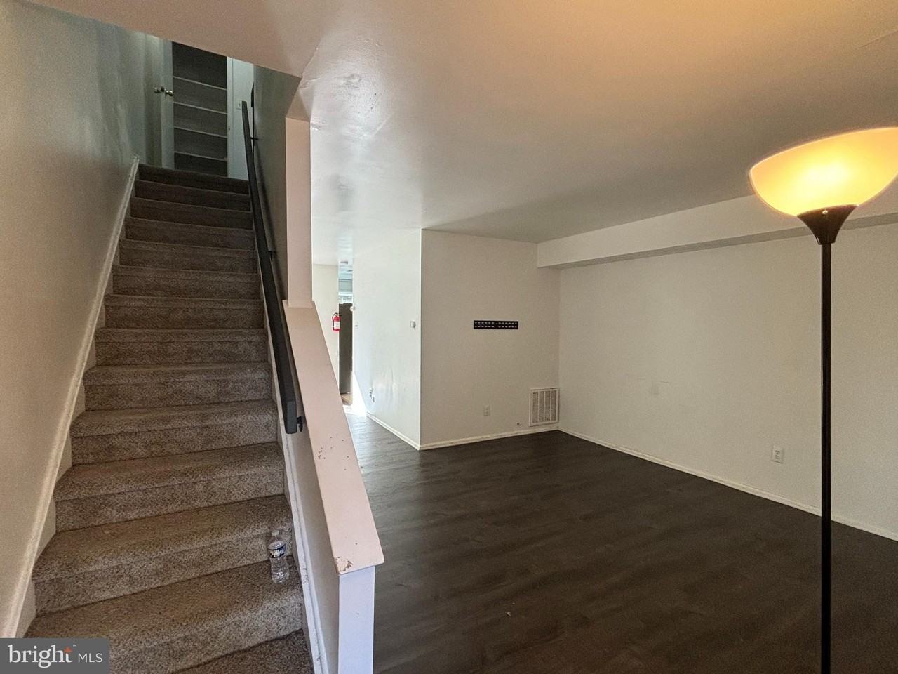 2404 Bayberry Ct - Photo 4 of 19