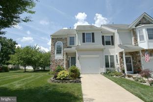 33 Farmington Ct - Photo 1 of 1