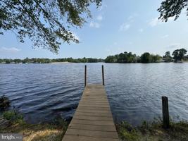 featured image of 14 Cardinal Dr