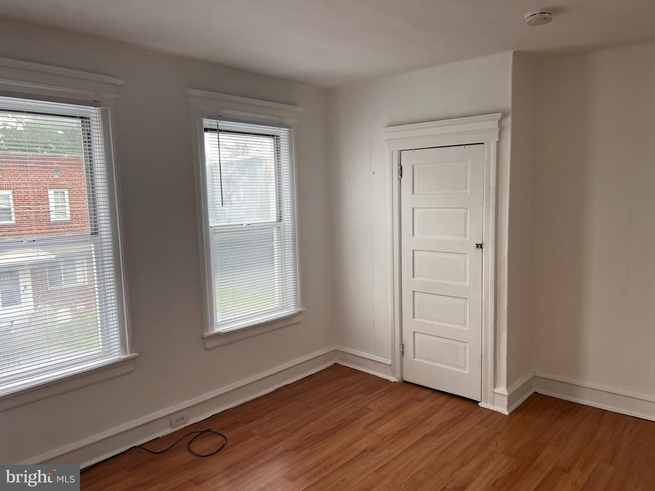 1208 Carl Miller Blvd - Photo 2 of 11