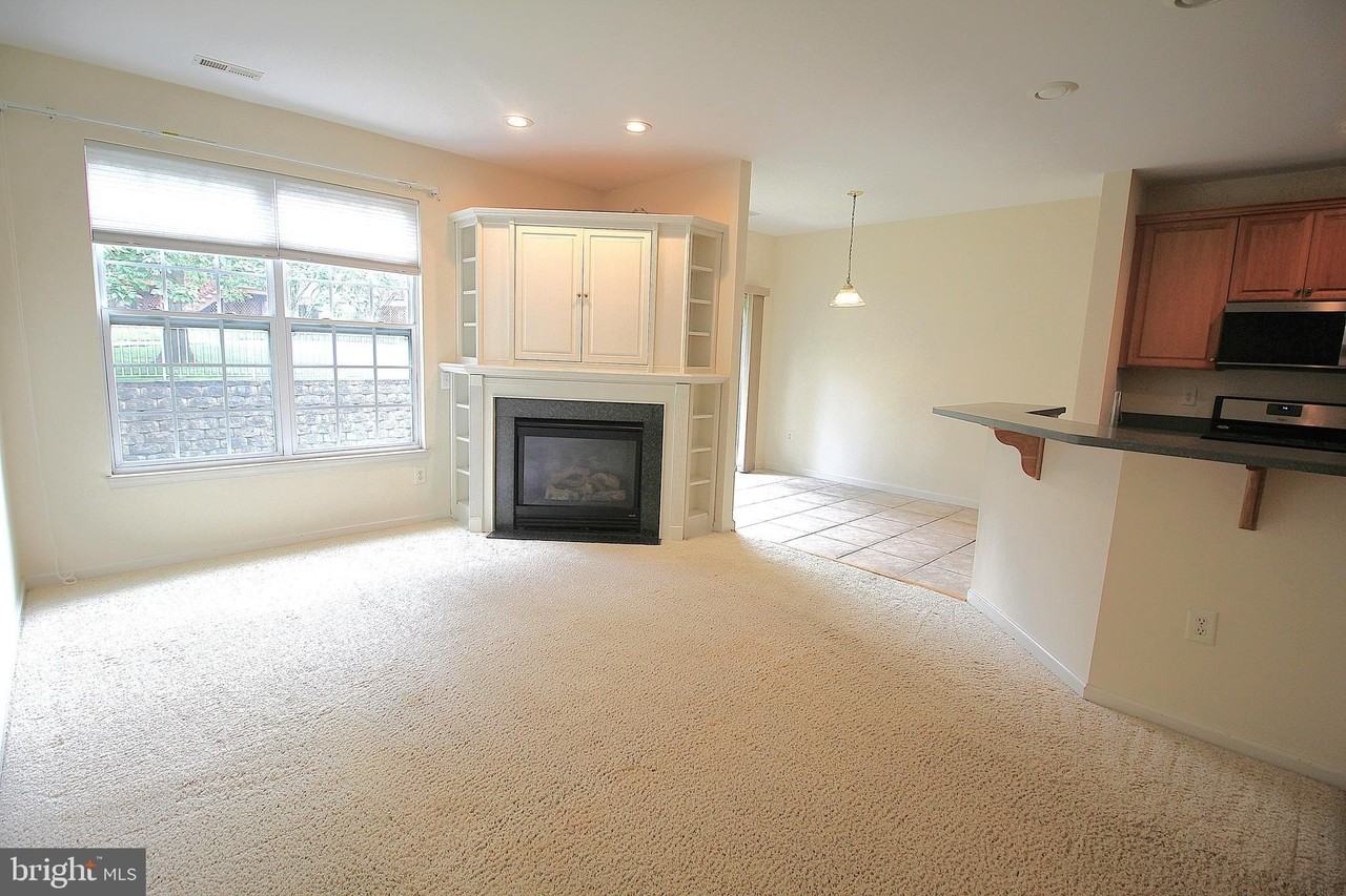72 Truman Ave - Photo 6 of 29