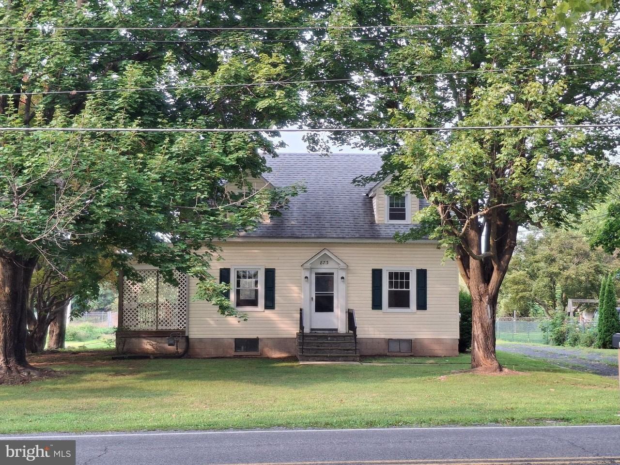 873 Old Route 30 ## 30 - Photo 2 of 4