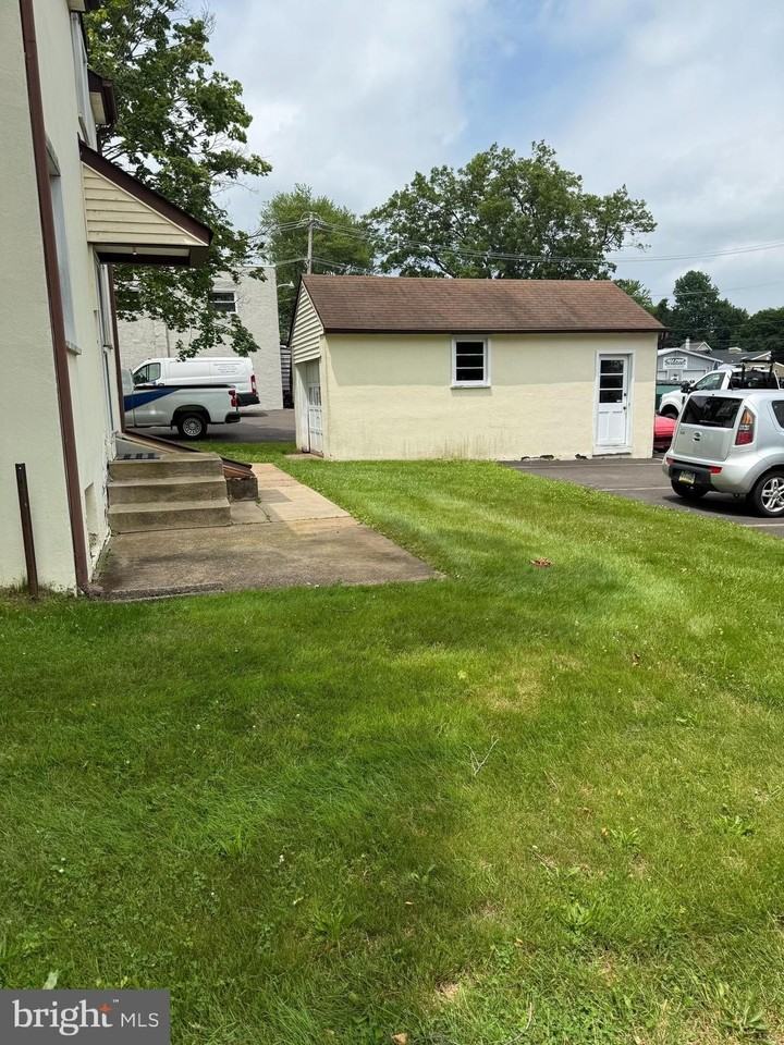 38 Richboro Rd - Photo 3 of 19
