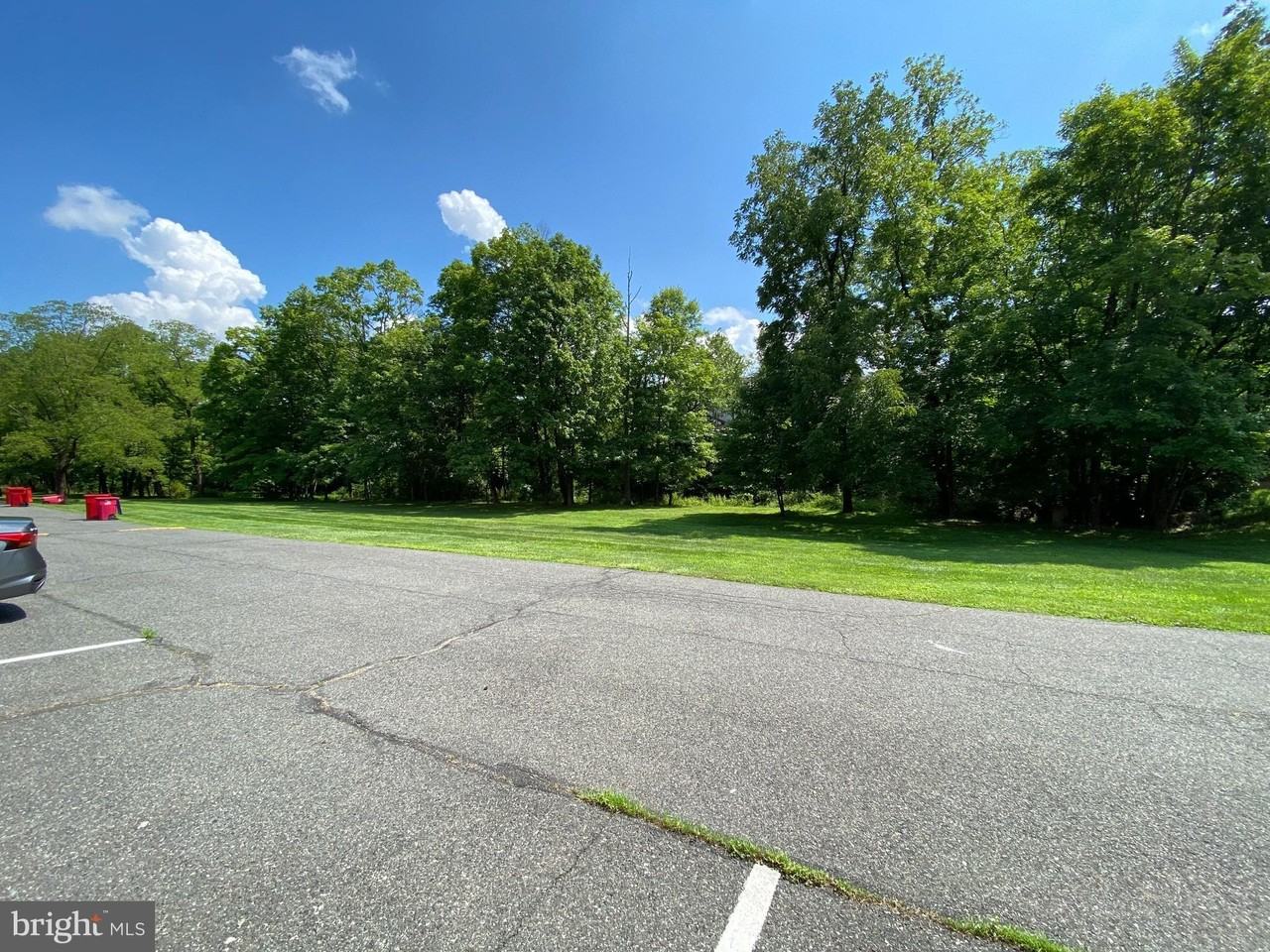 53 Game Farm Rd - Photo 5 of 29