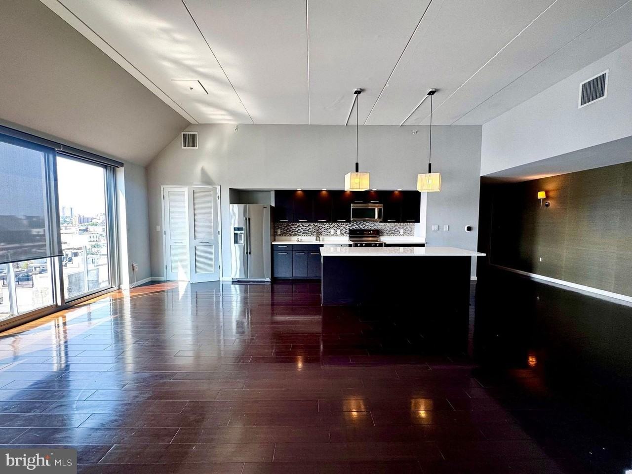 603 N American St #704 - Photo 5 of 26