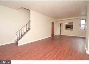 1734 W Diamond St #2 - Photo 4 of 33