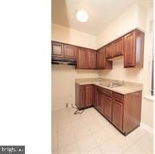 1734 W Diamond St #2 - Photo 6 of 33