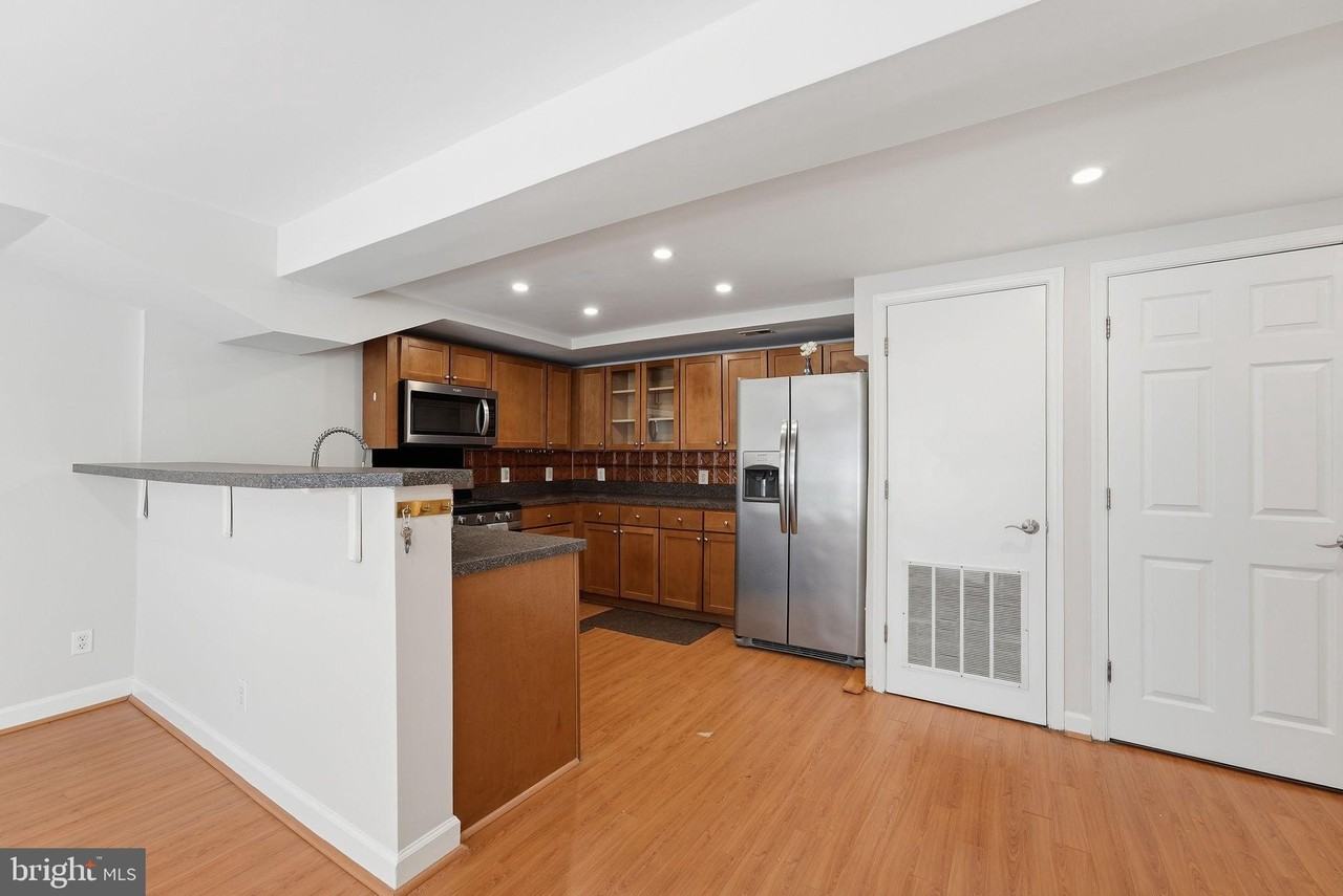 1329 N Van Dorn St - Photo 7 of 25