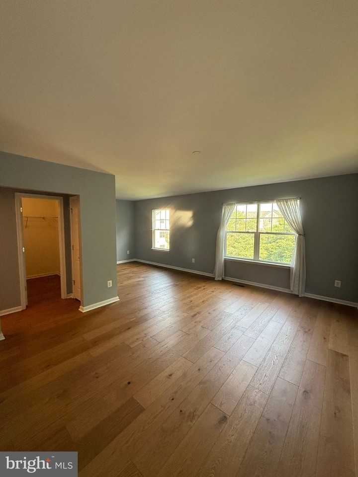 113 Gretchen Ct - Photo 2 of 42