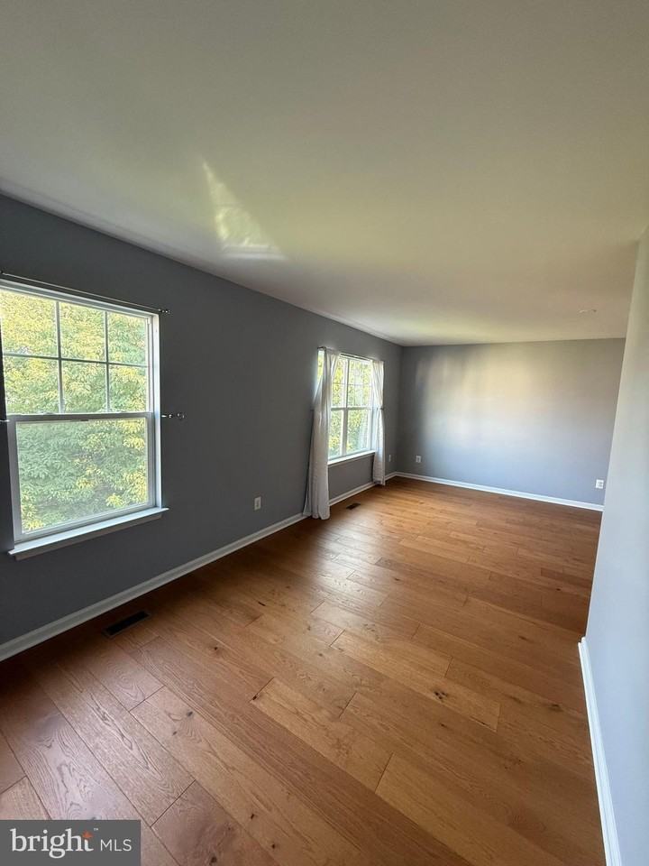 113 Gretchen Ct - Photo 7 of 42
