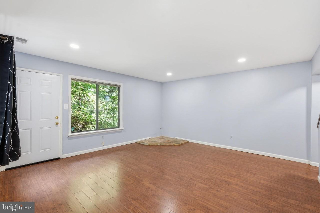 3103 Babashaw Ct - Photo 2 of 26