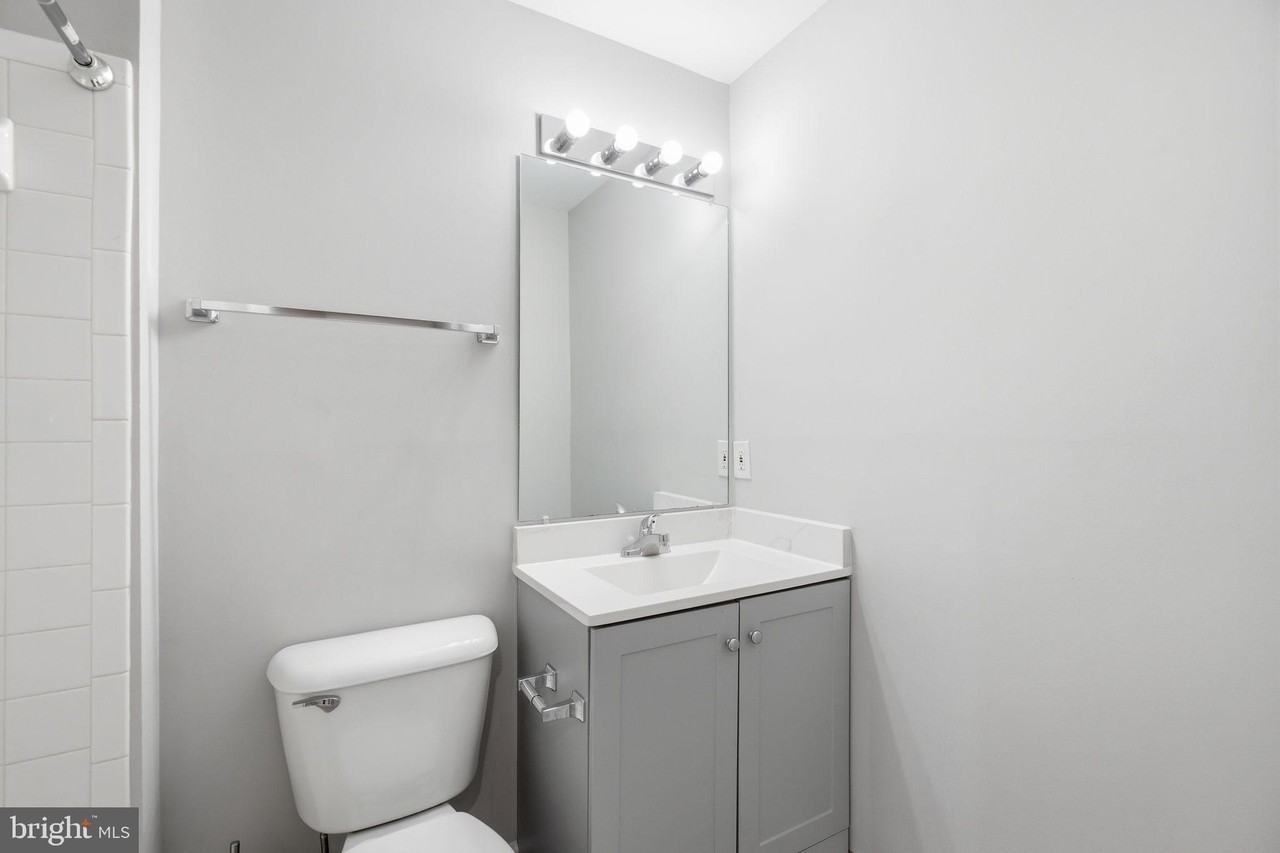 6374 Michael Robert Dr - Photo 7 of 34