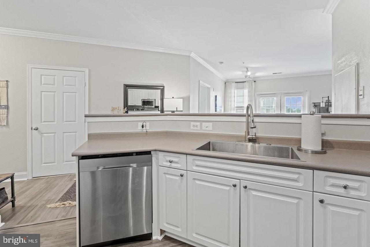 3009 Nicosh Cir #4301 - Photo 7 of 26
