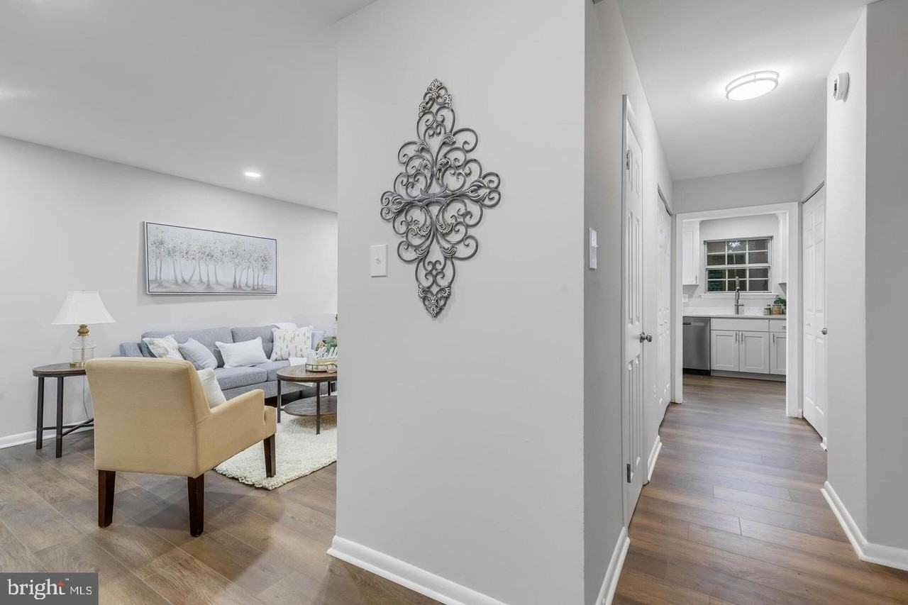 2256 Gunsmith Sq - Photo 4 of 21