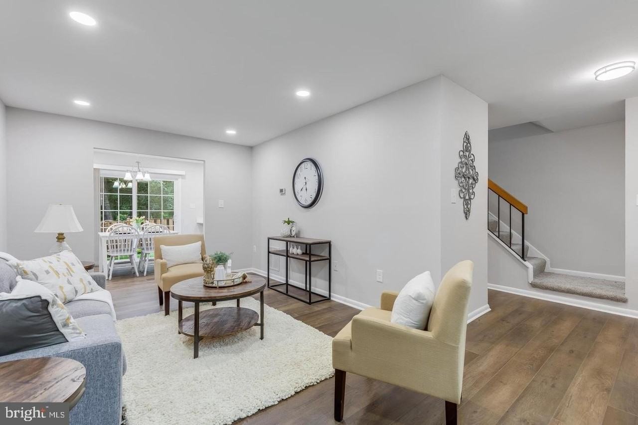 2256 Gunsmith Sq - Photo 5 of 21