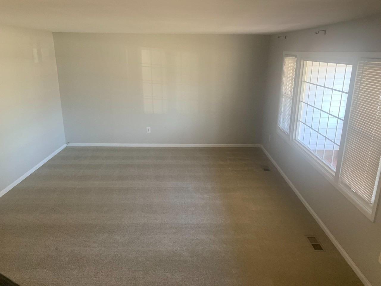 13217 Poplar Tree Rd - Photo 4 of 15