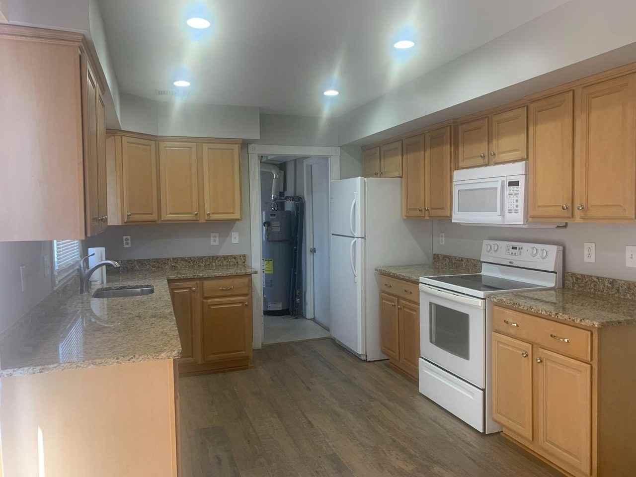 13217 Poplar Tree Rd - Photo 6 of 15