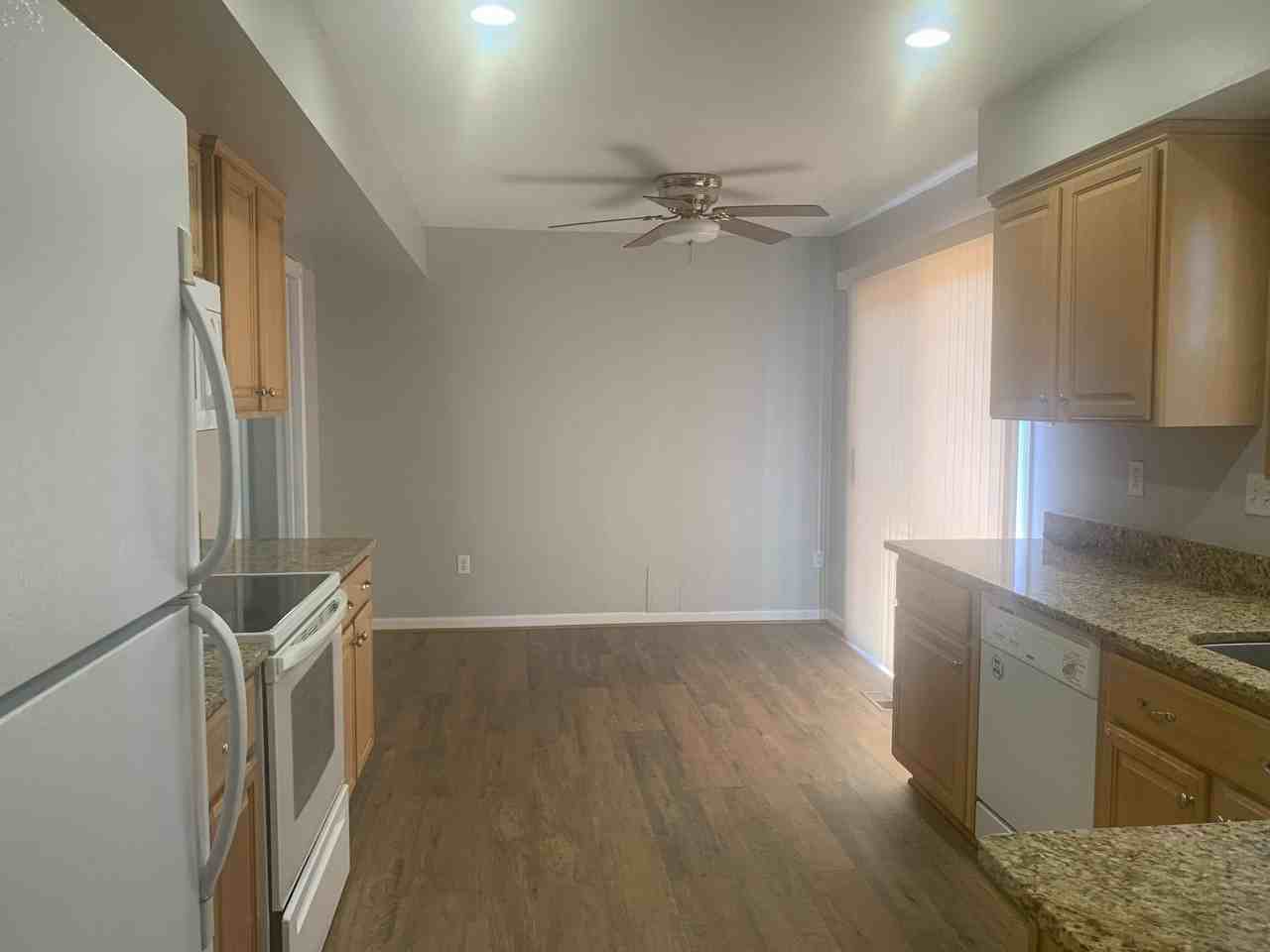 13217 Poplar Tree Rd - Photo 7 of 15