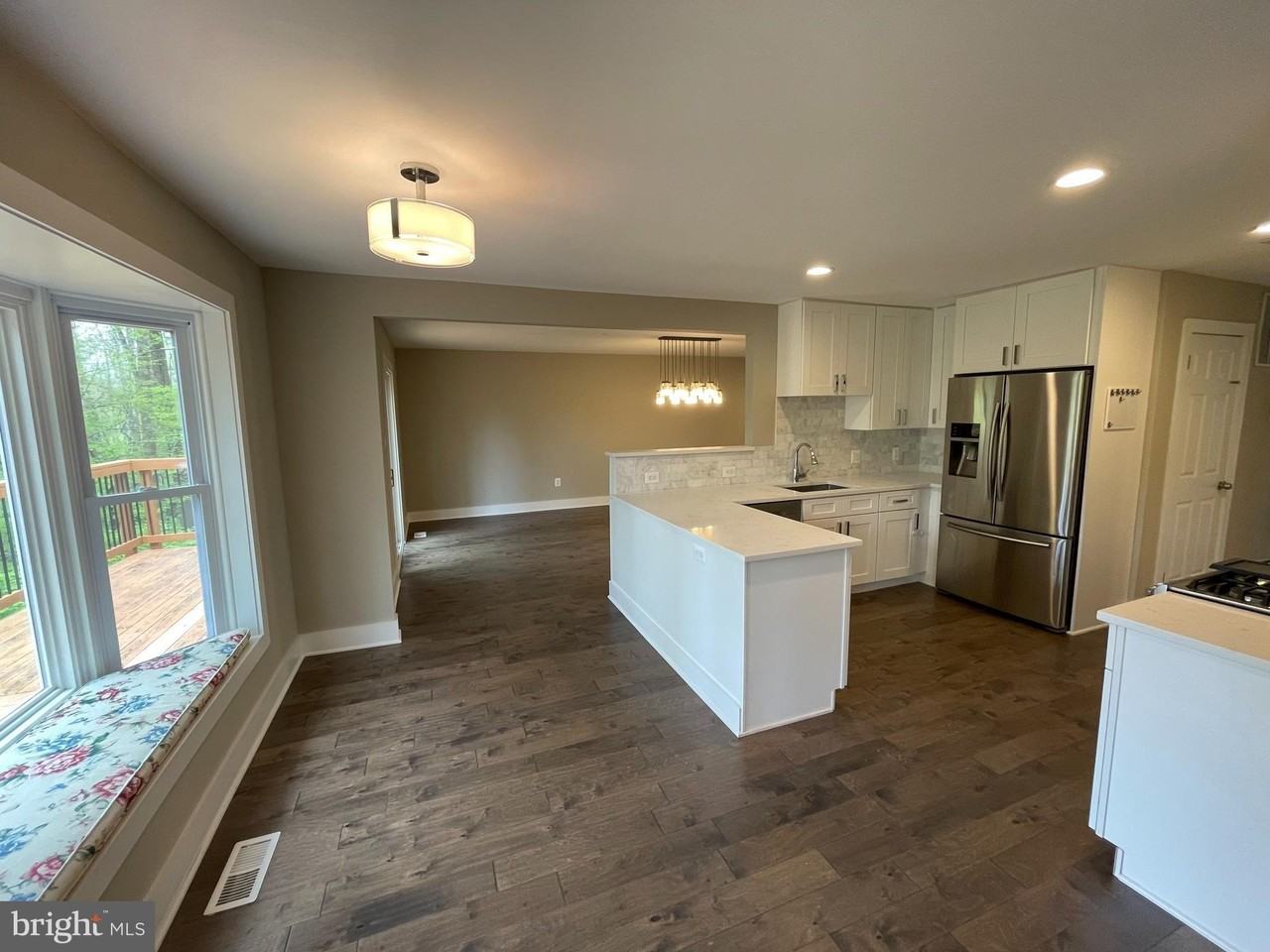 3428 Reedy Dr - Photo 7 of 50